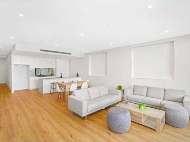 Room for rent in Wollongong West, New South Wales