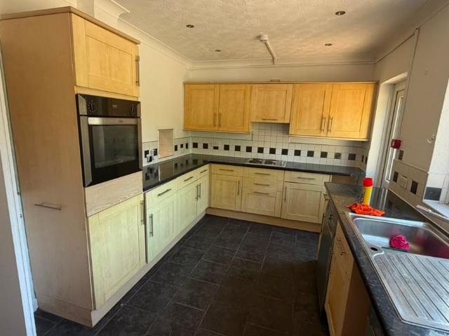 House for rent in Rush Green, Greater London