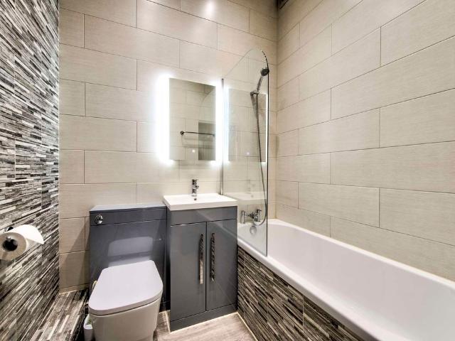 Room for rent in Willowbrae, Scotland