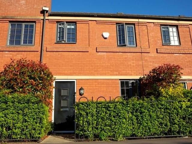 House for rent in Belgrave, Old Wharf