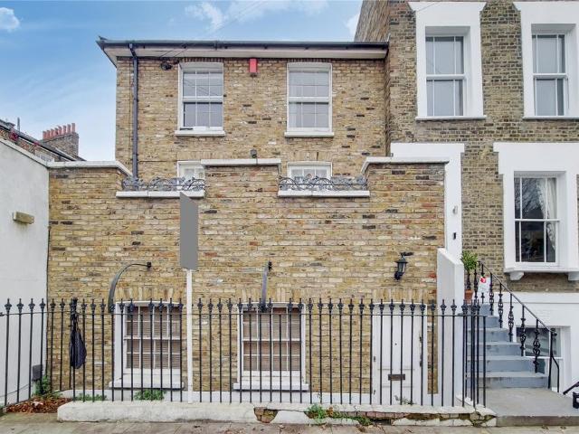 House for rent in Highbury, Greater London