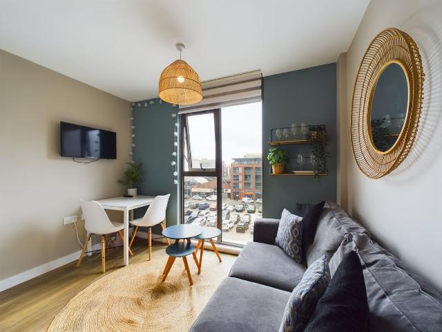 Studio for rent in Ropewalks, Calderstones