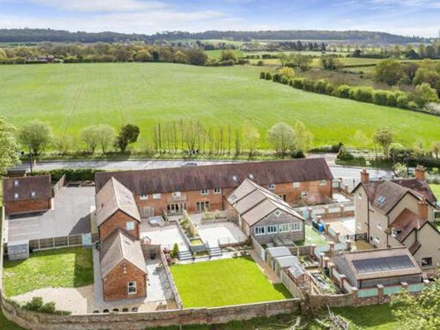 House for sale in Stourbridge, West Midlands