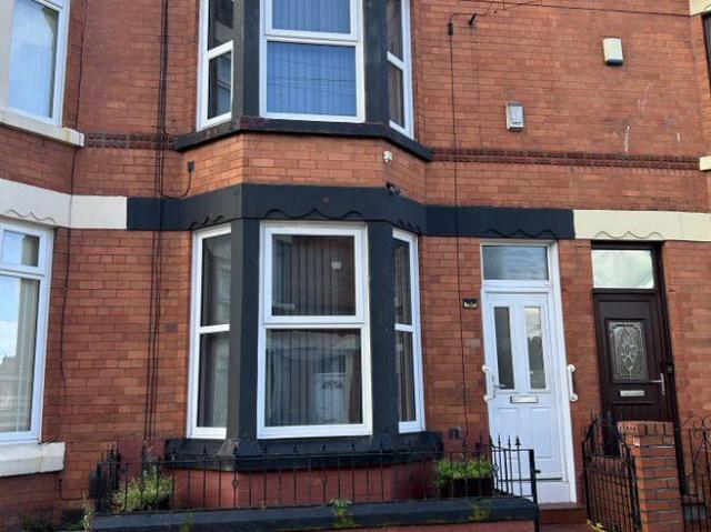 House for rent in Cabbage Hall, Calderstones