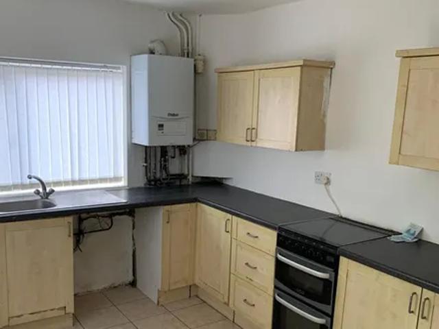 House for rent in Cabbage Hall, Calderstones