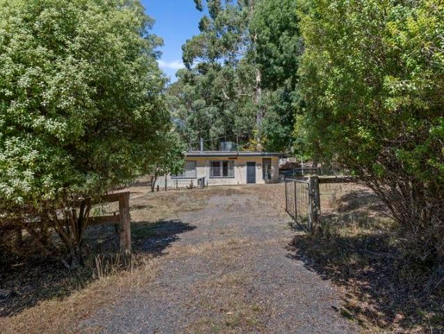 House for sale in Sawmill Settlement, Victoria