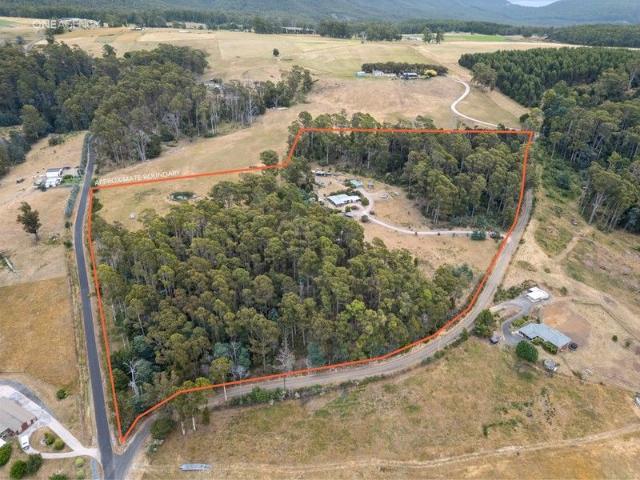 Cottage for sale in Railton, Tasmania
