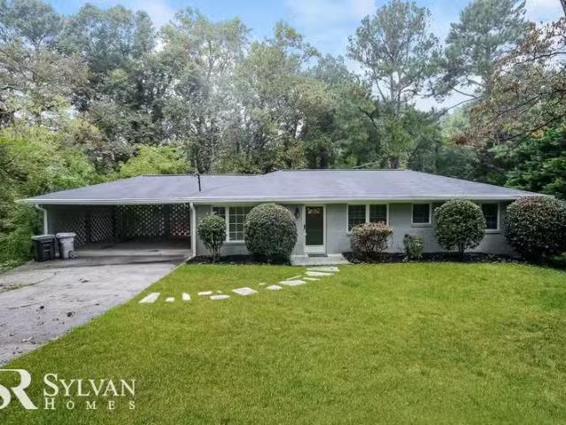 House for rent in Roswell