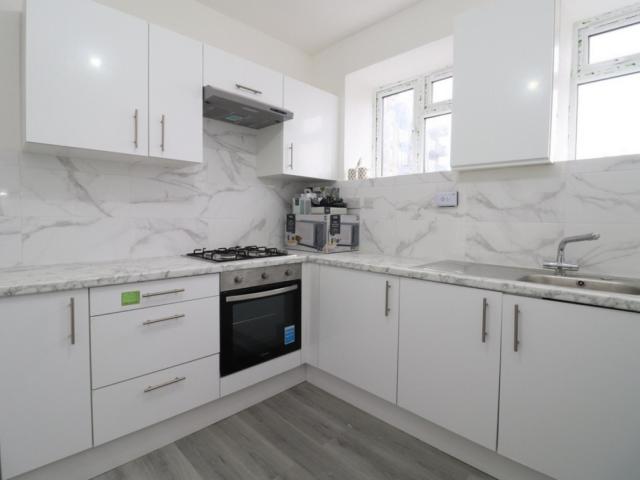 Room for rent in London Borough of Ealing, Greater London