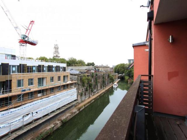 Room for rent in Limehouse, Greater London