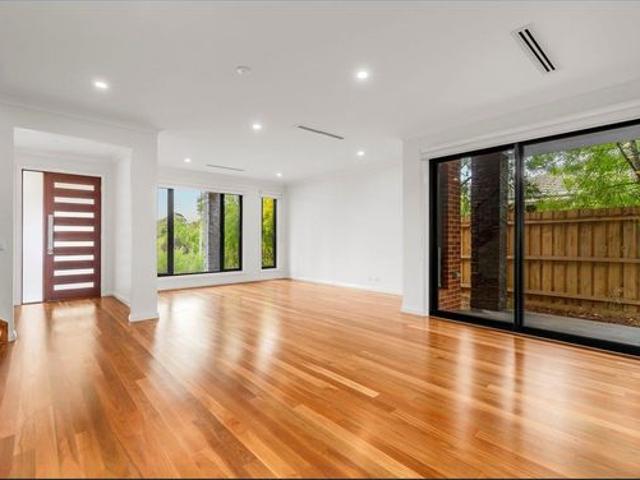 Townhouse for rent in Camerons Creek, Victoria