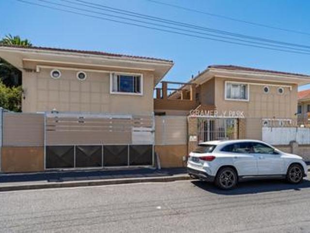 Apartment for sale in Cape Town, Western Cape