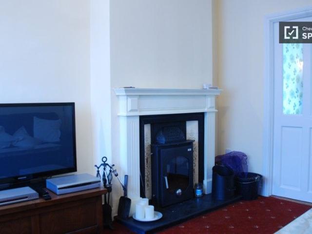 Room to rent in Bluebell, North Tipperary