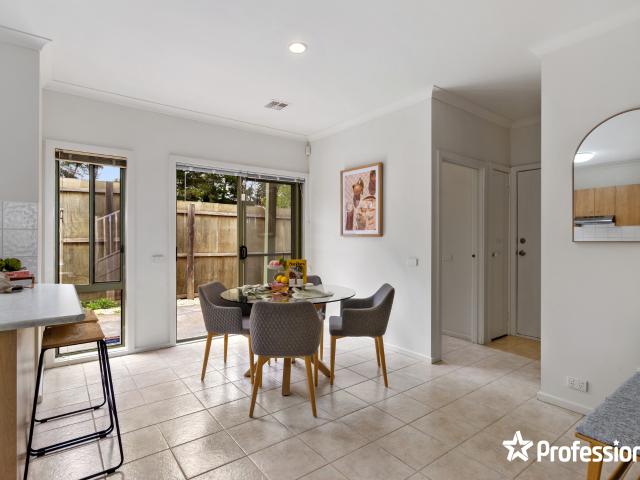 Townhouse for sale in Camerons Creek, Victoria