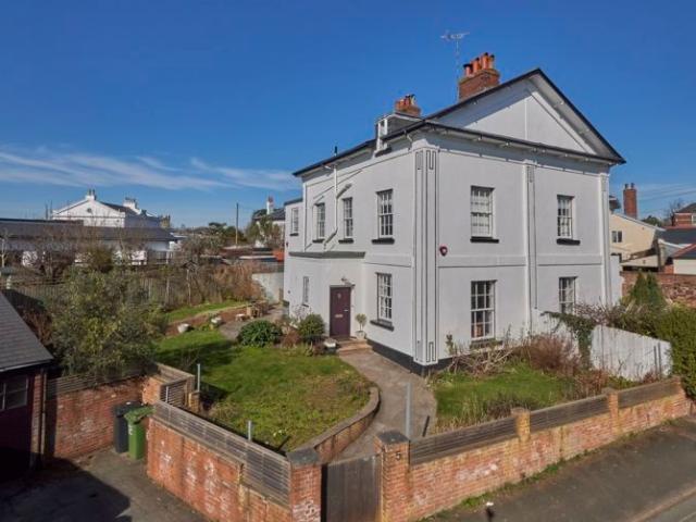 Apartment for rent in Watergate, Devon