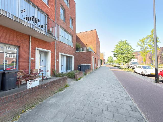 Appartement te huur in Stratum, Noord Brabant