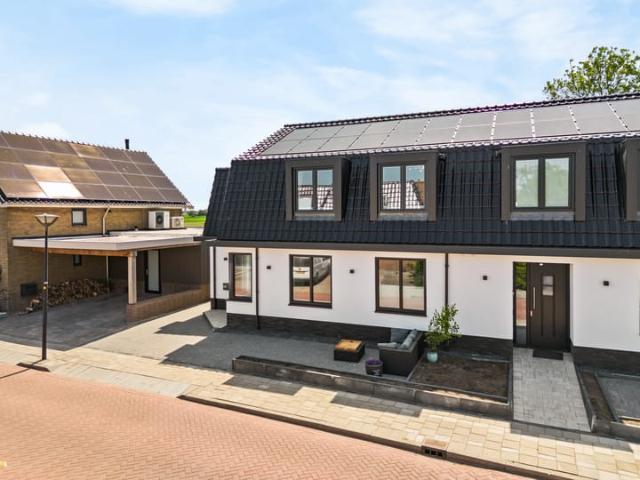 Woning te huur in Langeraar, Zuid Holland