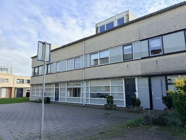 Woning te huur in Zanderij, Katwijk