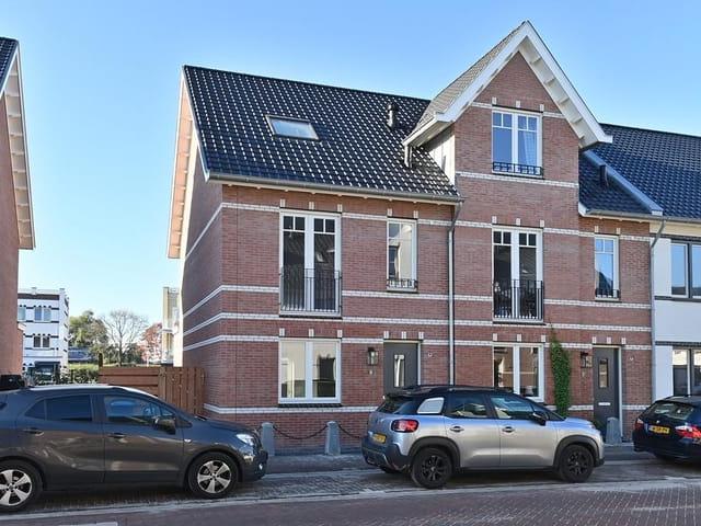Woning te huur in Weesp, Noord Holland