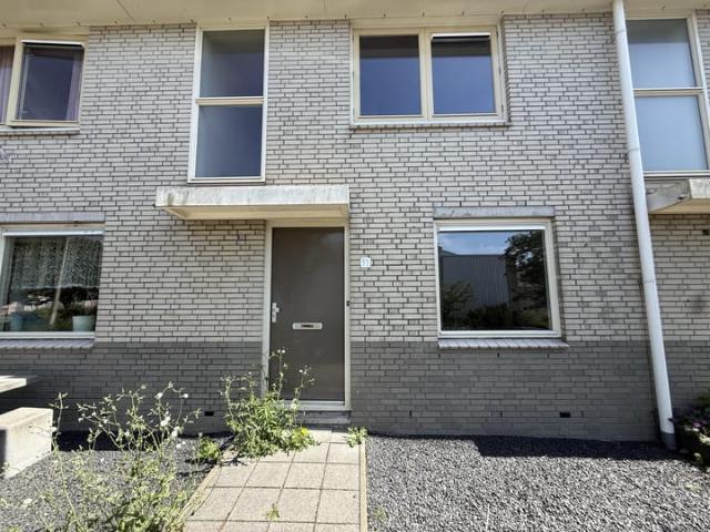 Woning te huur in Velserbroek, Noord Holland