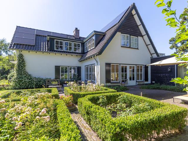 Woning te huur in Laren, Noord Holland