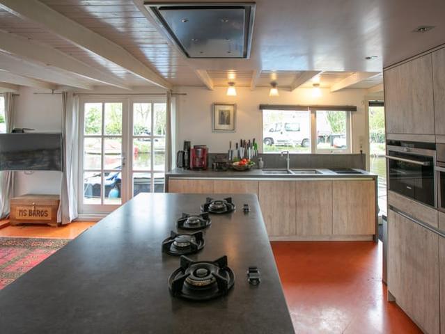 Woning te huur in Broek in Waterland, Waterland