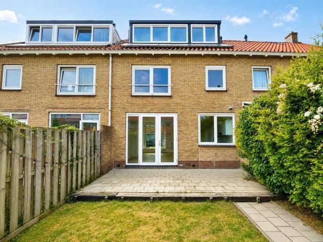 Woning te huur in Diemen, Noord Holland