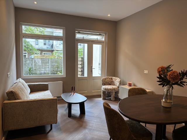 Studio te huur in Amsterdam, Oud-Zuid