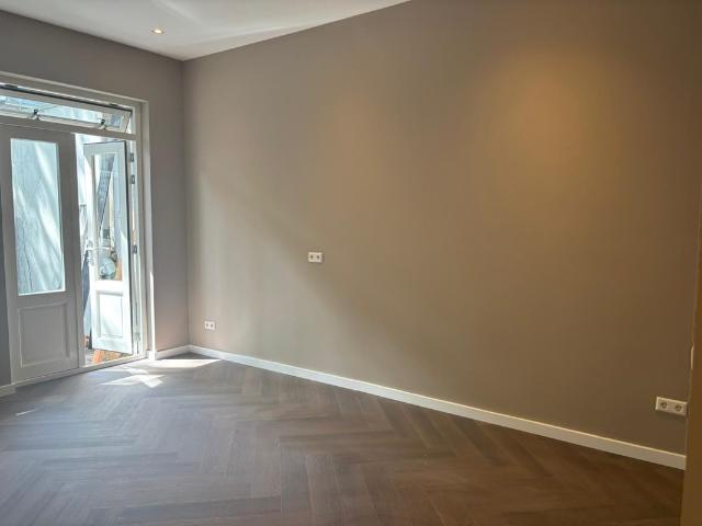 Studio te huur in Amsterdam, Oud-Zuid