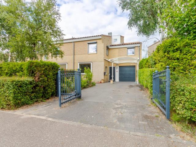 Woning te huur in Floriande, Hoofddorp