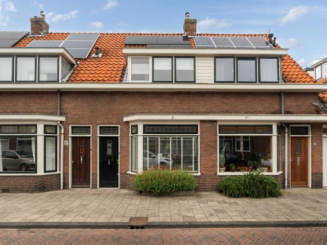 Appartement te huur in De Mors, Zuid Holland