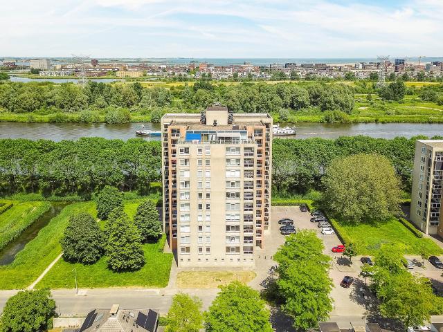 Studio te huur in Diemen, Diemen-Noord