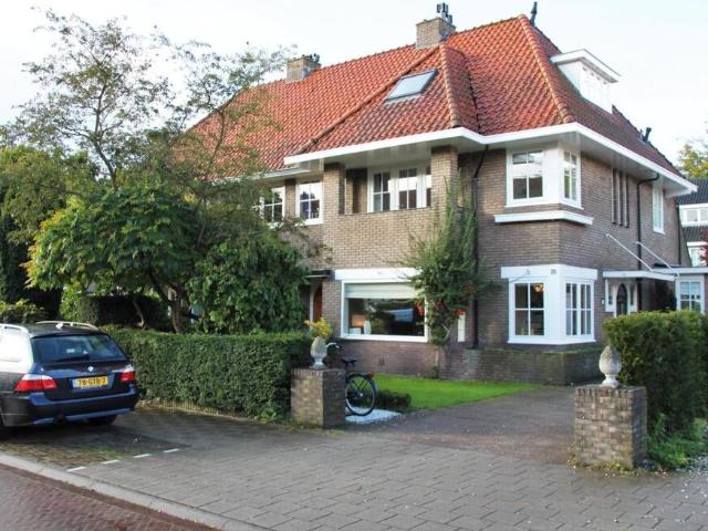 Woning te huur in Bussum, Noord Holland