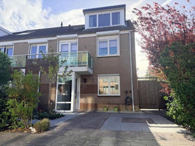 Woning te huur in Hillegom, Zuid Holland