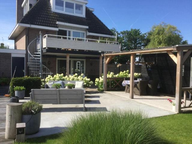 Woning te huur in Loosdrecht, Noord Holland