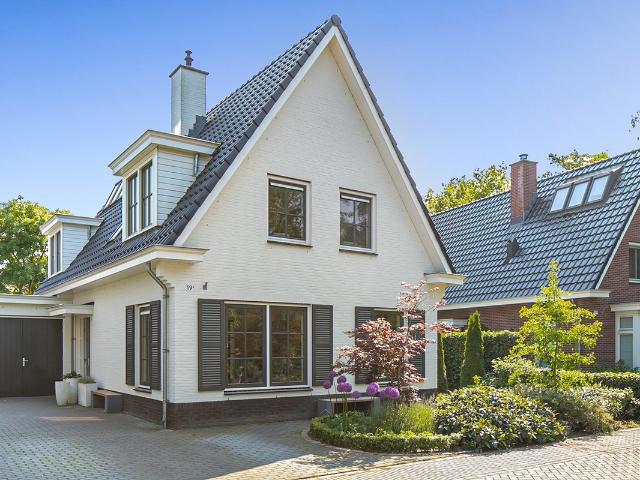 Villa te huur in Soest, Soest