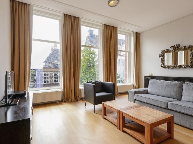 Bovenwoning te huur in Museumkwartier, 's-gravenhage