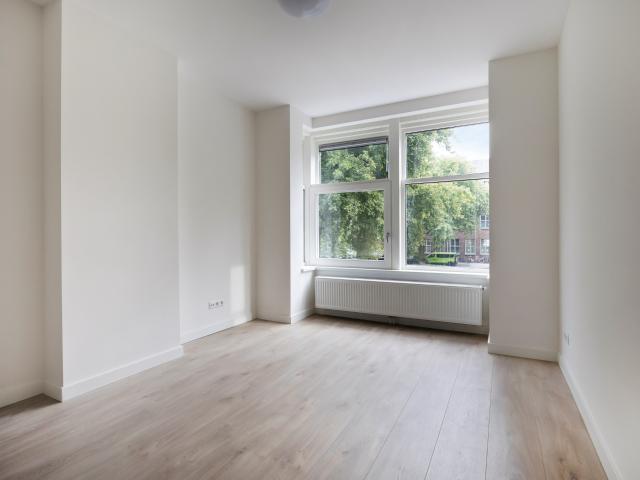 Appartement te huur in Bloemhof, Rotterdam