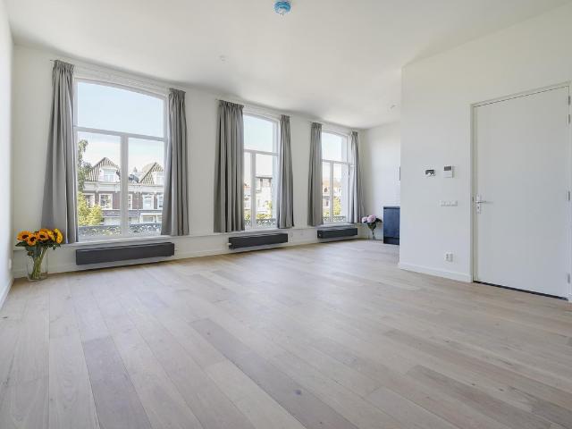 Bovenwoning te huur in Museumkwartier, 's-gravenhage