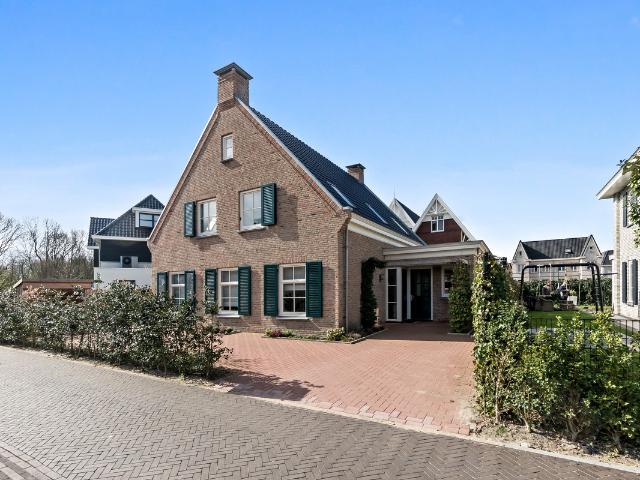 Villa te huur in 's-gravenhage, Vroondaal