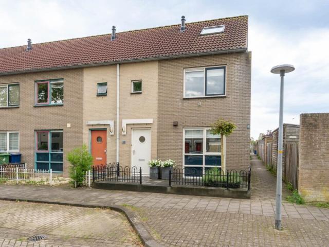 Woning te huur in Danswijk, Almere-haven