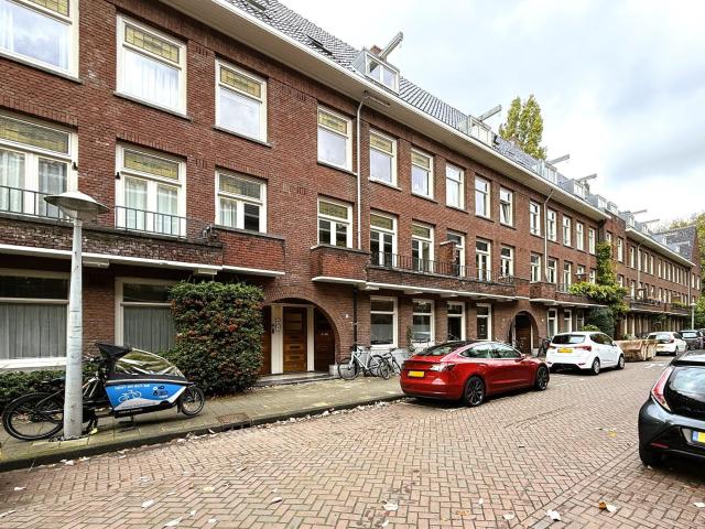 Appartement te huur in Zuid, Amsterdam