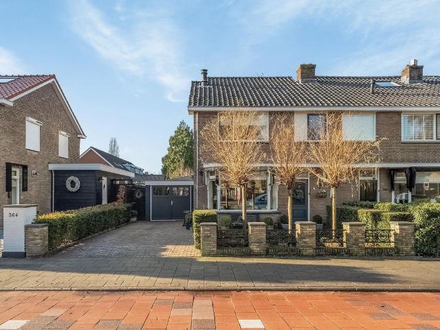 Woning te koop in Barendrecht, Zuid Holland