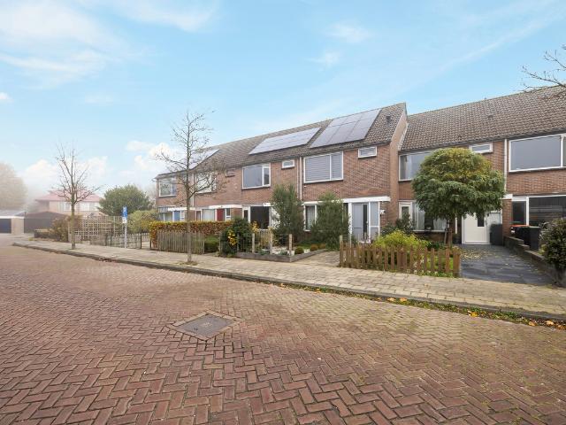 Eengezinswoning te koop in Wieringerwerf, Noord Holland