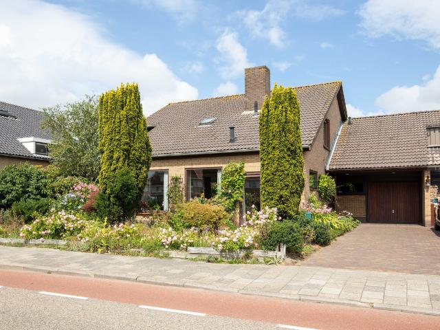 Eengezinswoning te koop in Aalsmeerderbrug