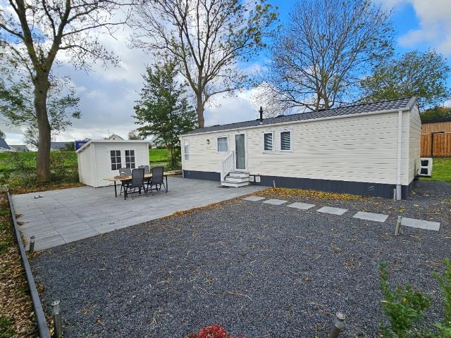 Geschakelde Woning te koop in Barendrecht, Zuid Holland