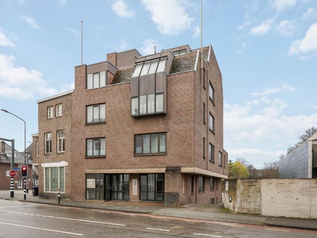 Penthouse te koop in Bekkerveld, Heerlen