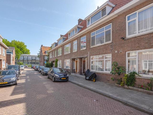 Bovenwoning te koop in Rotterdam, Oud-Charlois