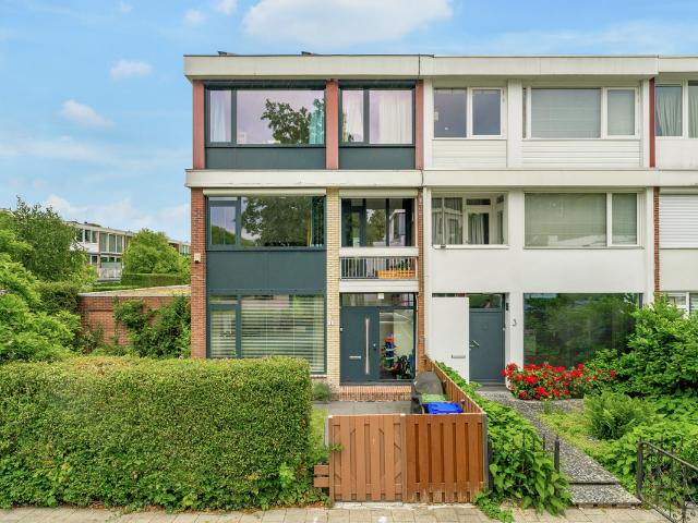 Herenhuis te koop in Amsterdam, Buitenveldert