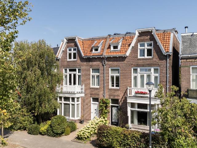 Woonboerderij te koop in Oud Oost, Leeuwarden